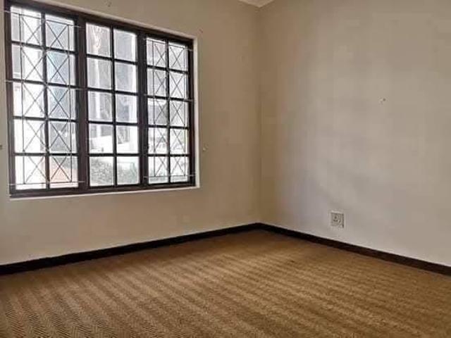 3 Bedroom Duplex in Windermere