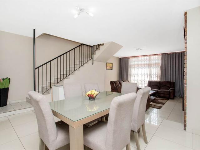 3 Bedroom Duplex in Windsor West