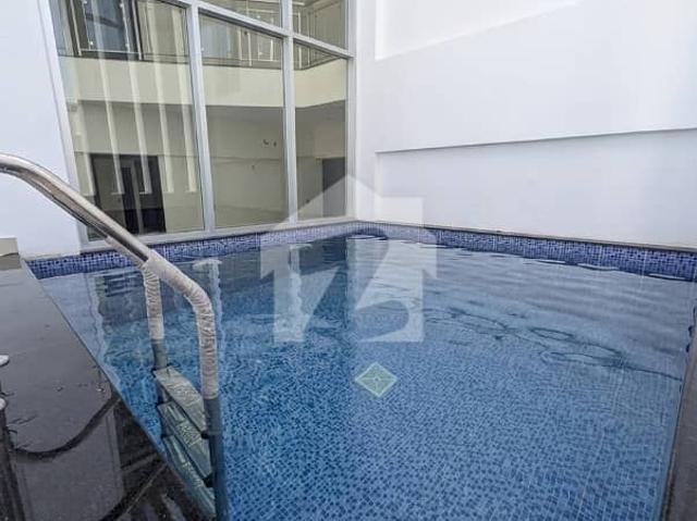 3 Bedroom Duplex Private Pool