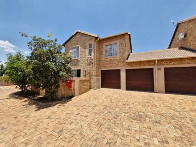 3 bedroom duplex town house