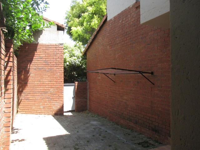 3 Bedroom duplex townhouse sectional for sale in Die Wilgers, Pretoria