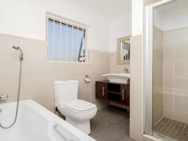 3 Bedroom duplex townhouse sectional for sale in Ferndale, Randburg