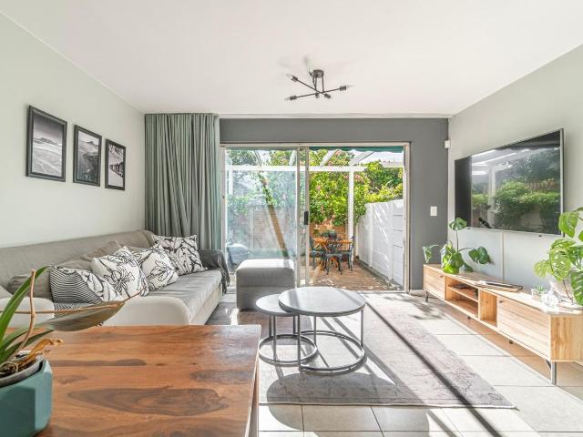 3 Bedroom duplex townhouse sectional sold in Kirstenhof, Cape Town