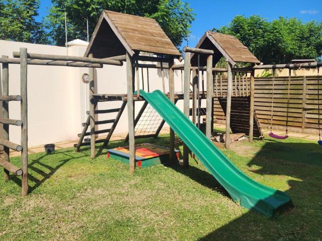 3 Bedroom duplex townhouse sectional for sale in Mount Edgecombe