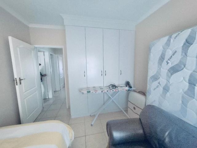 3 Bedroom duplex townhouse sectional for sale in Willow Park Manor, Pretoria