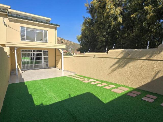 3 Bedroom duplex townhouse sectional to rent in Mondeor, Johannesburg