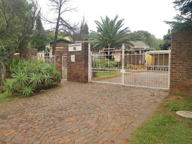 3 bedroom family home with large gar.
