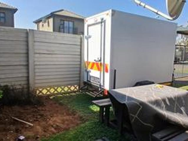 3 bedroom family home with main ensu.