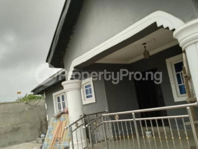 3 Bedroom Flat / Apartment in Akala Express Ibadan Oyo | Flat / Apartment for rent in ibadan | Flat / Apartment in ibadan | 3 Bedroom | PropertyPro Nigeria