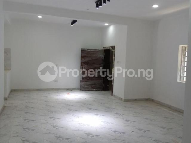 3 Bedroom Flat / Apartment in Lawanson Surulere Lagos | Flat / Apartment for sale in surulere | Flat / Apartment in surulere | 3 Bedroom | PropertyPro Nigeria