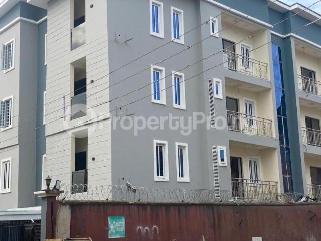3 Bedroom Flat / Apartment in Surulere Lagos | Flat / Apartment for sale in surulere | Flat / Apartment in surulere | 3 Bedroom | PropertyPro Nigeria