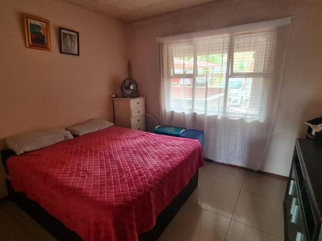 3 Bedroom flat for sale in Montclair, Durban