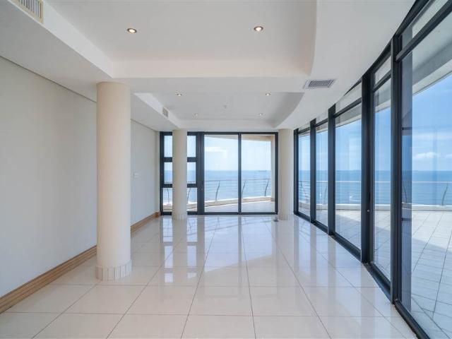 3 Bedroom Flat in Umhlanga Rocks