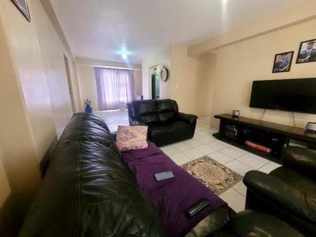 3 Bedroom Flat in Wild En Weide