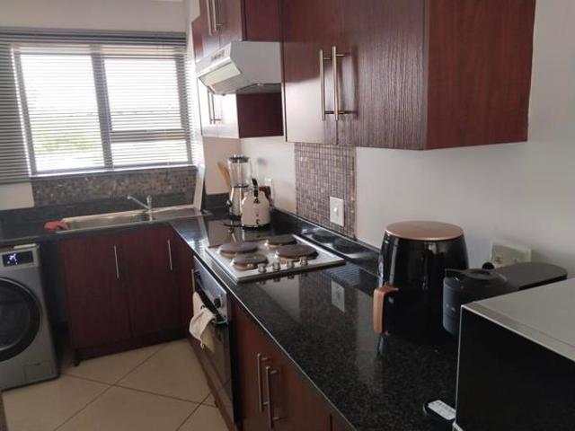 3 Bedroom Flat in Aerorand