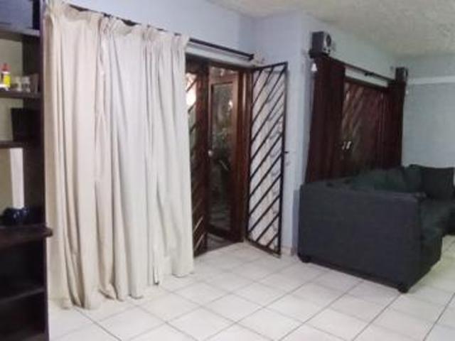 3 Bedroom Flat in Arboretum