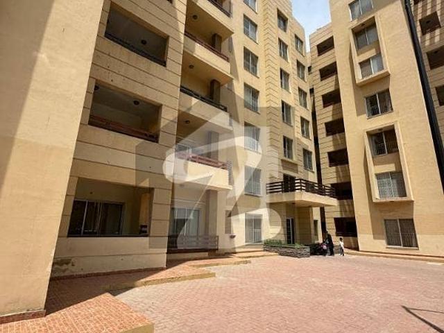3 bedroom flat in bahria tower 1st floor available precinct 19