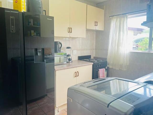 3 Bedroom Flat in Brackenham