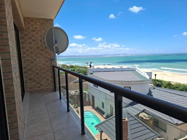 3 Bedroom Flat in Central Jeffreys Bay