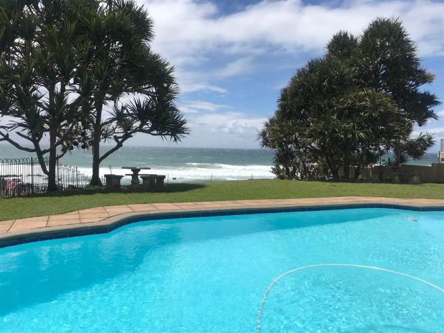 3 Bedroom Flat in Compensation Beach