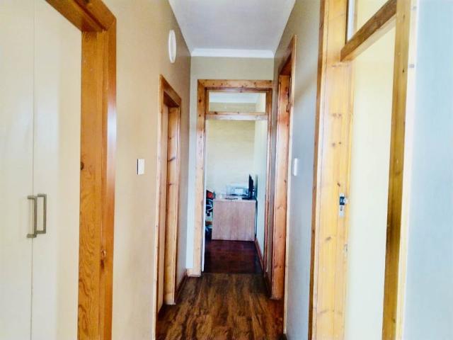 3 Bedroom Flat in Glenwood