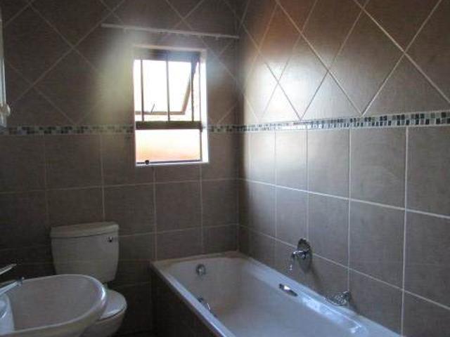 3 Bedroom Flat in Lephalale Ellisras