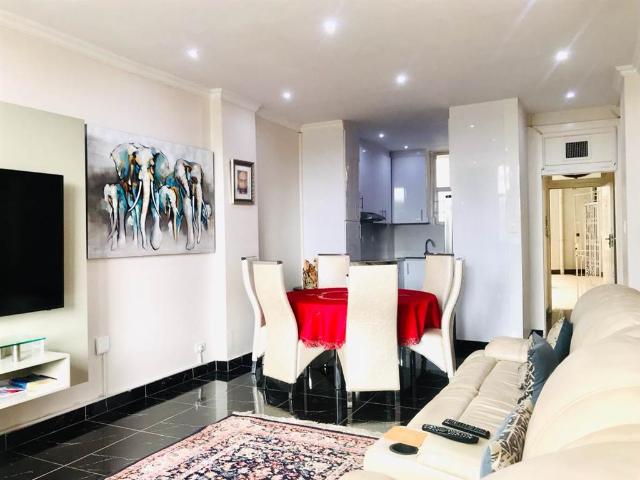 3 Bedroom Flat in North Beach