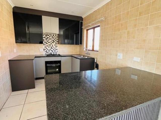3 Bedroom Flat in Reyno Ridge