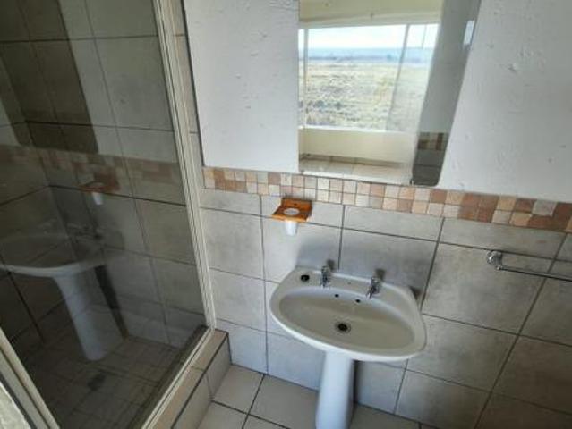 3 Bedroom Flat in Secunda Central