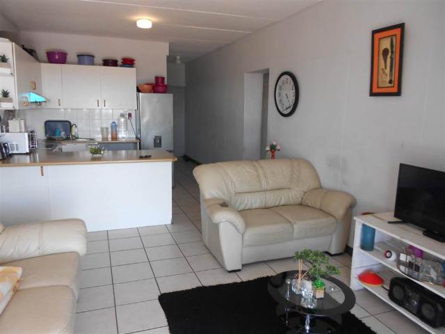 3 Bedroom Flat in Southernwood