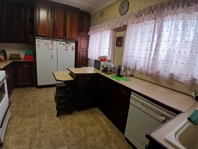 3 Bedroom Freehold For Sale in Elsburg