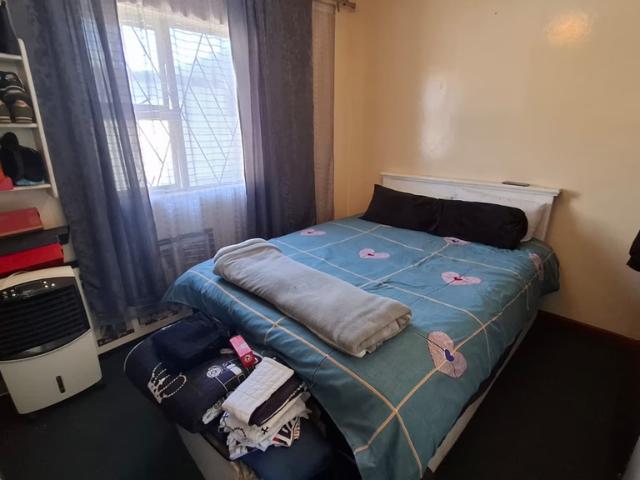 3 Bedroom Freehold For Sale in Strandfontein