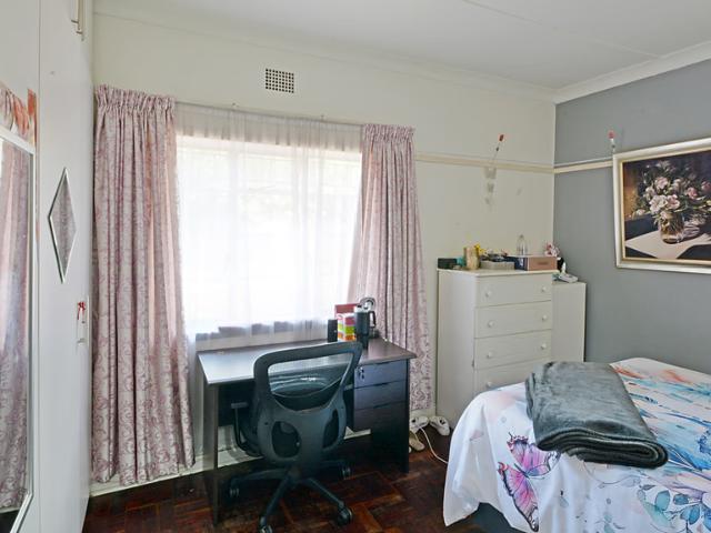 3 Bedroom Freehold For Sale in Rhodesfield