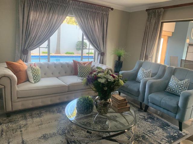3 Bedroom Freehold To Let in Faerie Glen