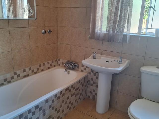 3 Bedroom Freehold To Let in Kuruman