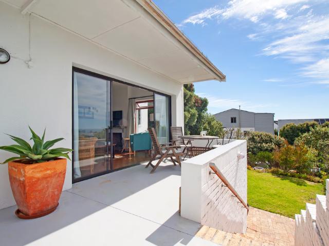 3 Bedroom Freehold To Let in Kommetjie