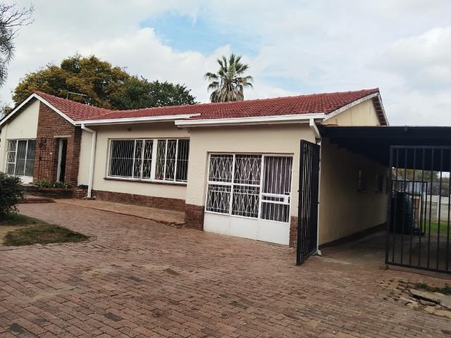 3 Bedroom Freestanding To Let in Rembrandt Park