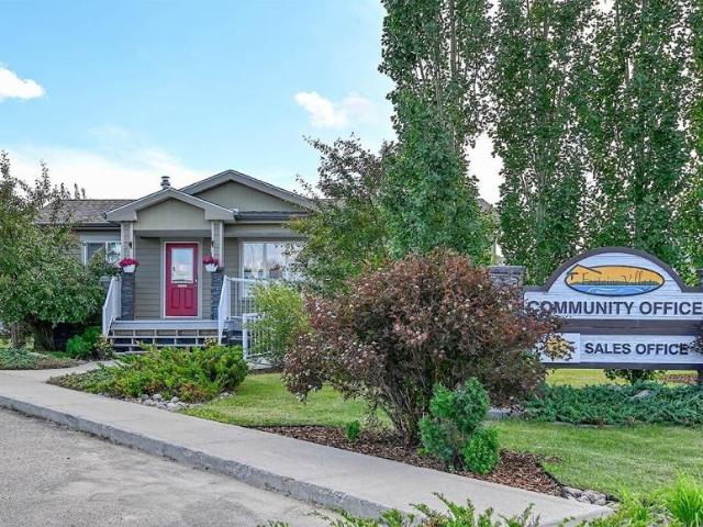 3 Bedroom House Cold Lake AB LS97744772