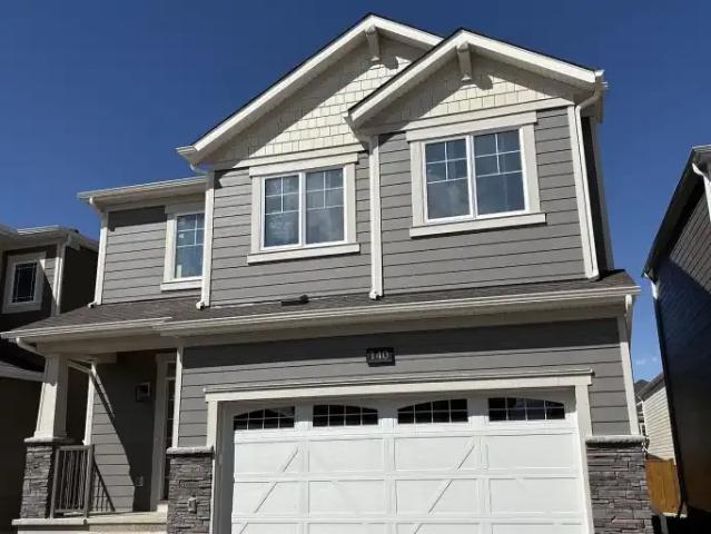 3 Bedroom House Calgary AB 102518734
