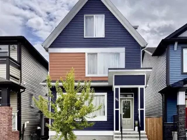 3 Bedroom House Calgary AB 102794842