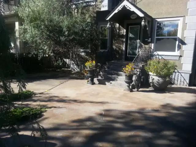 3 Bedroom House Calgary AB 102845519