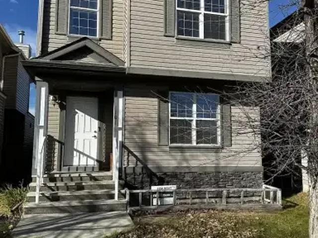 3 Bedroom House Calgary AB 103611254