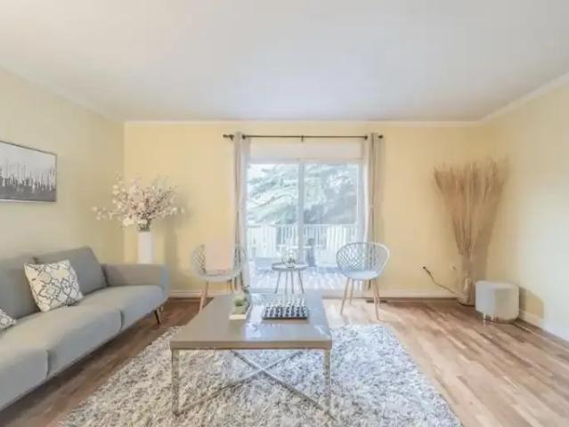 3 Bedroom House Calgary AB 103840007