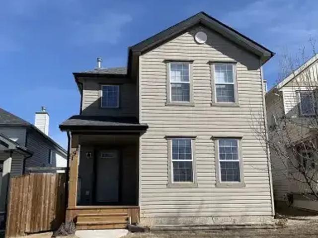3 Bedroom House Calgary AB 103920454