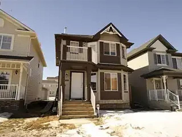3 Bedroom House Calgary AB 103151757
