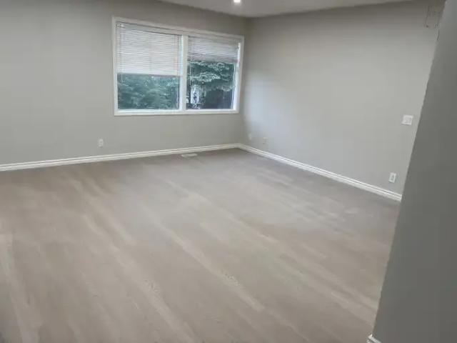 3 Bedroom House Calgary AB 103338142