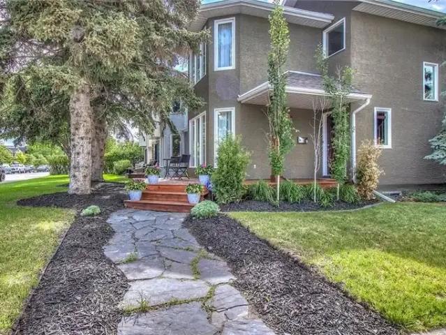 3 Bedroom House Calgary AB 104535539