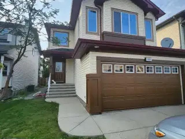 3 Bedroom House Calgary AB 104563529