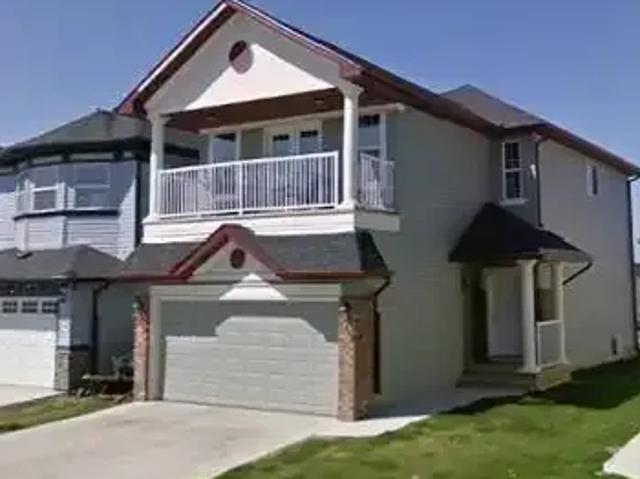 3 Bedroom House Calgary AB 104711191