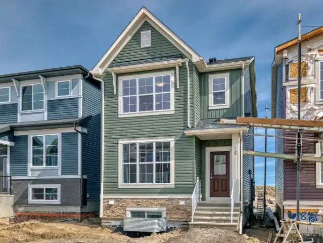 3 Bedroom House Calgary AB 104178879
